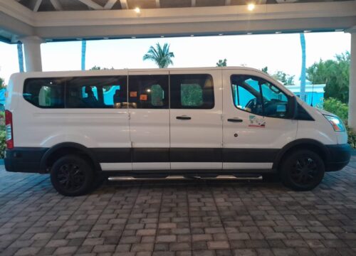 Reliable Providenciales Taxi Near Me – Ride with Island Taxi TCI