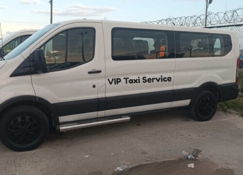 Welcome to Paradise: Book Your Airport Taxi in TCI with Island Taxi TCI
